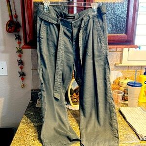 LIVERPOOL LINEN OLIVE PANTS 10/30